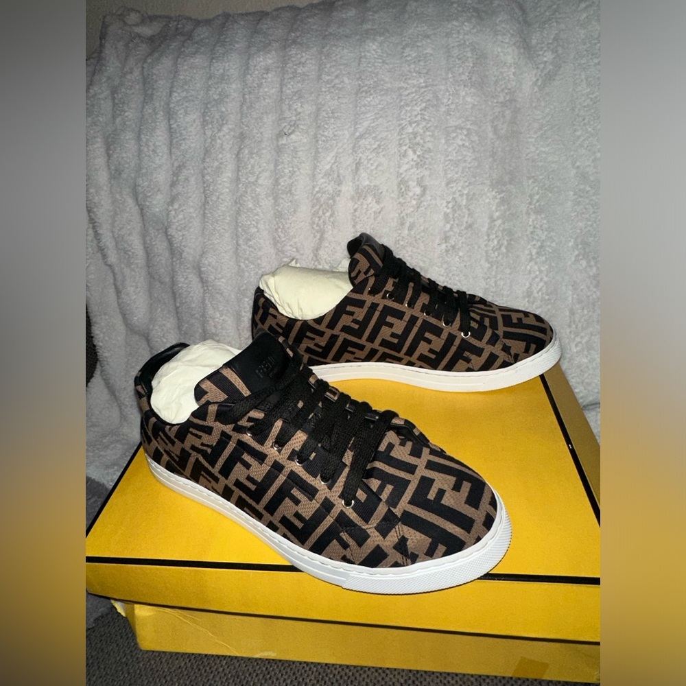 Men’s Fendi shoes